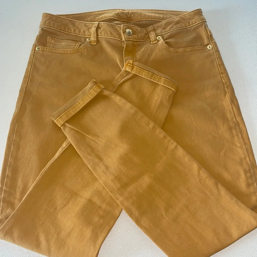 Michael Kors Izzy Skinny Jeans - Picture 8 of 8